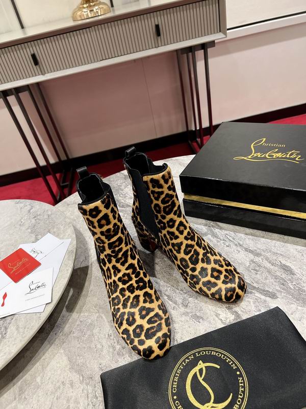 CL sz35-42 m0127